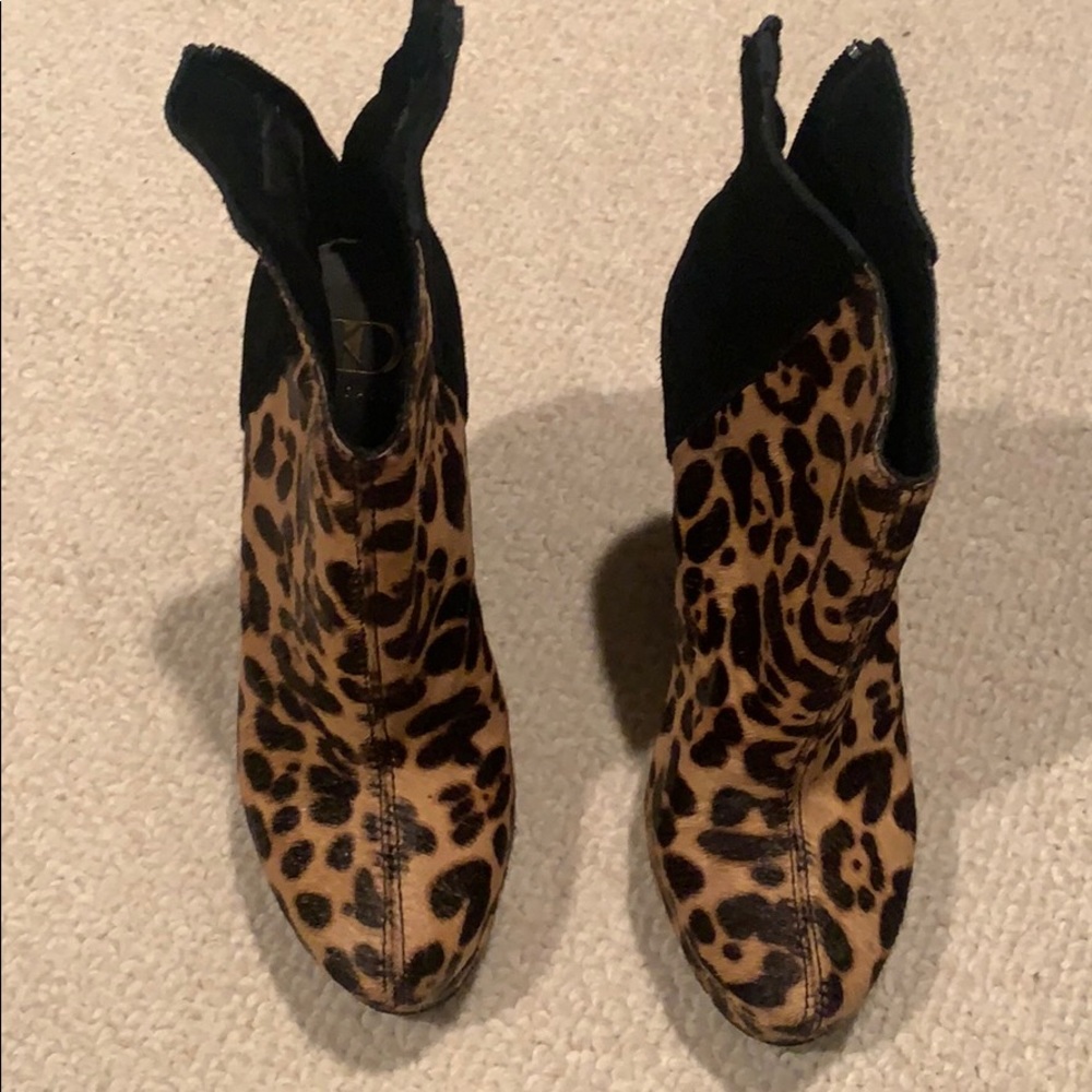Leopard wedge bootie Kelsi Dagger Huette sz6
